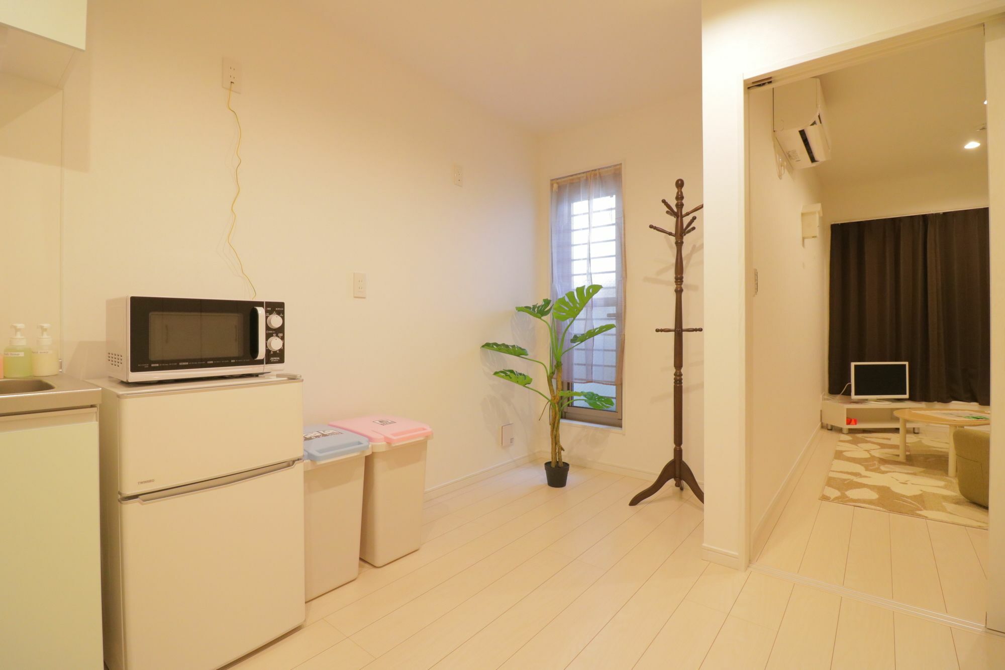 Hg Cozy Hotel No 12 京橋駅前 Osaka Eksteriør billede