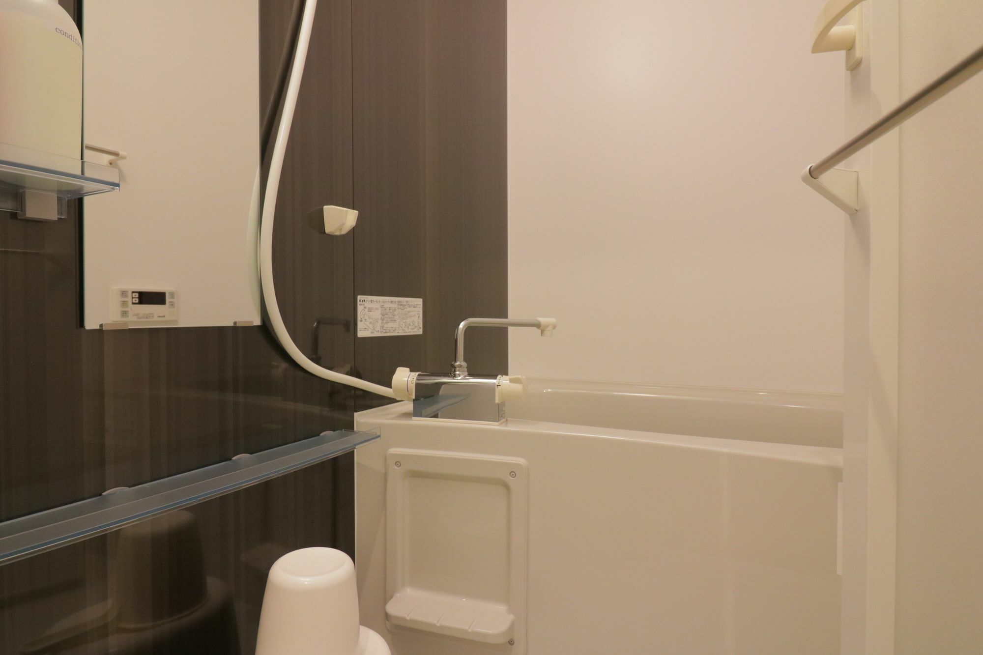 Hg Cozy Hotel No 12 京橋駅前 Osaka Eksteriør billede