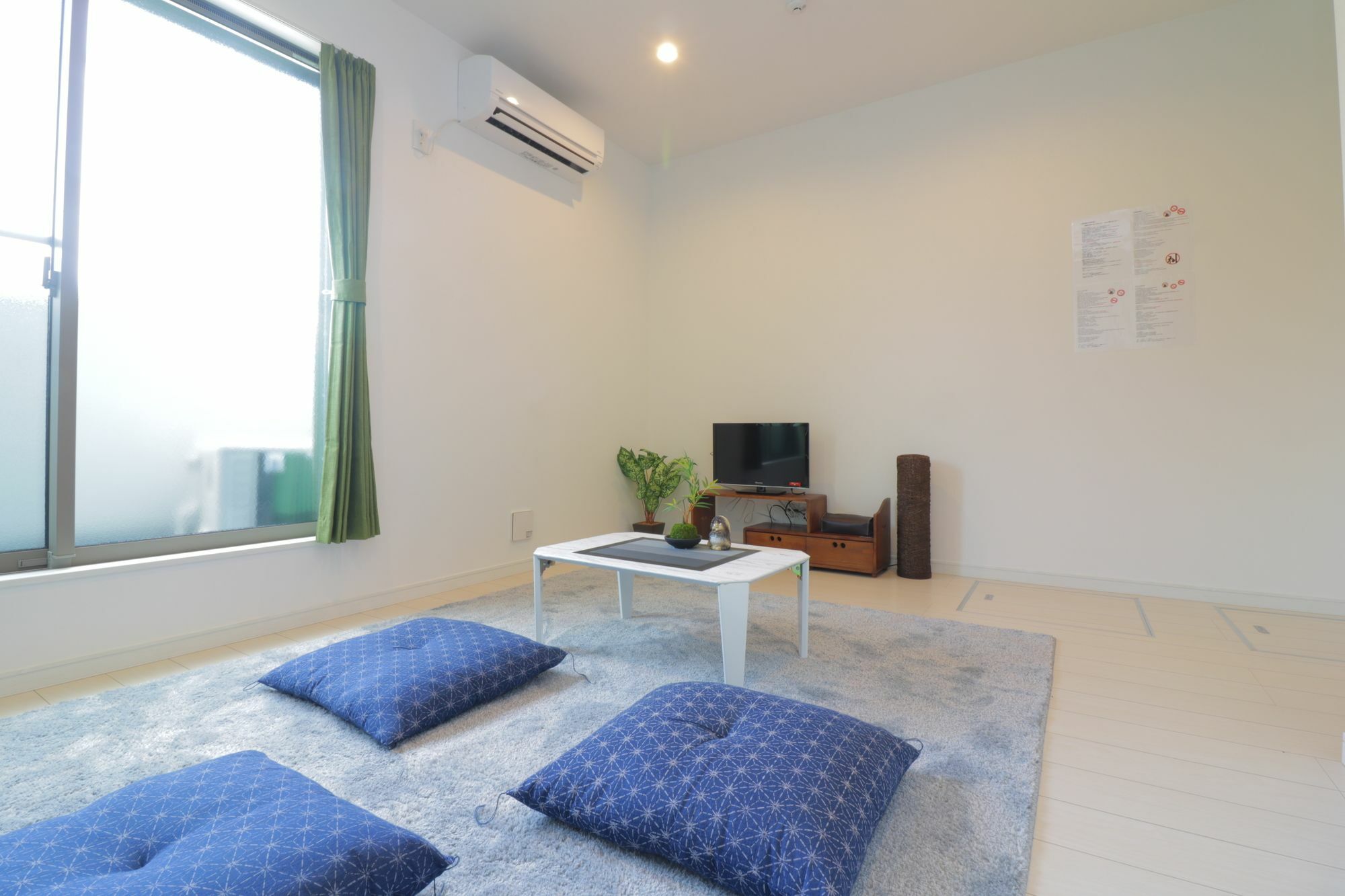 Hg Cozy Hotel No 12 京橋駅前 Osaka Eksteriør billede